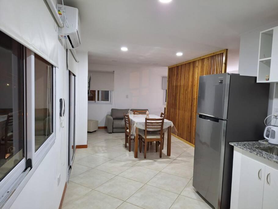 Departamento Centrico 2A - Valor en Dolares!!!
