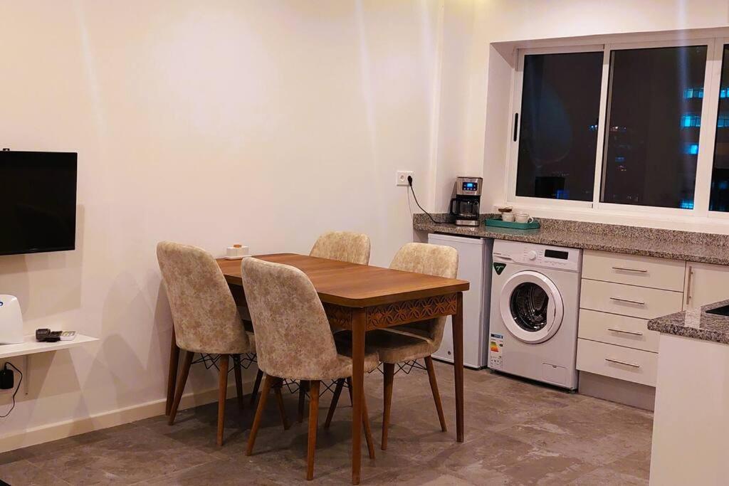 Modern design 1br in downtown Luanda