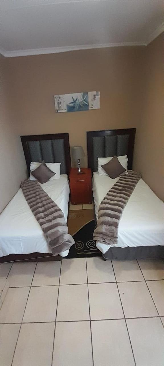 Marang Gardens Lodge