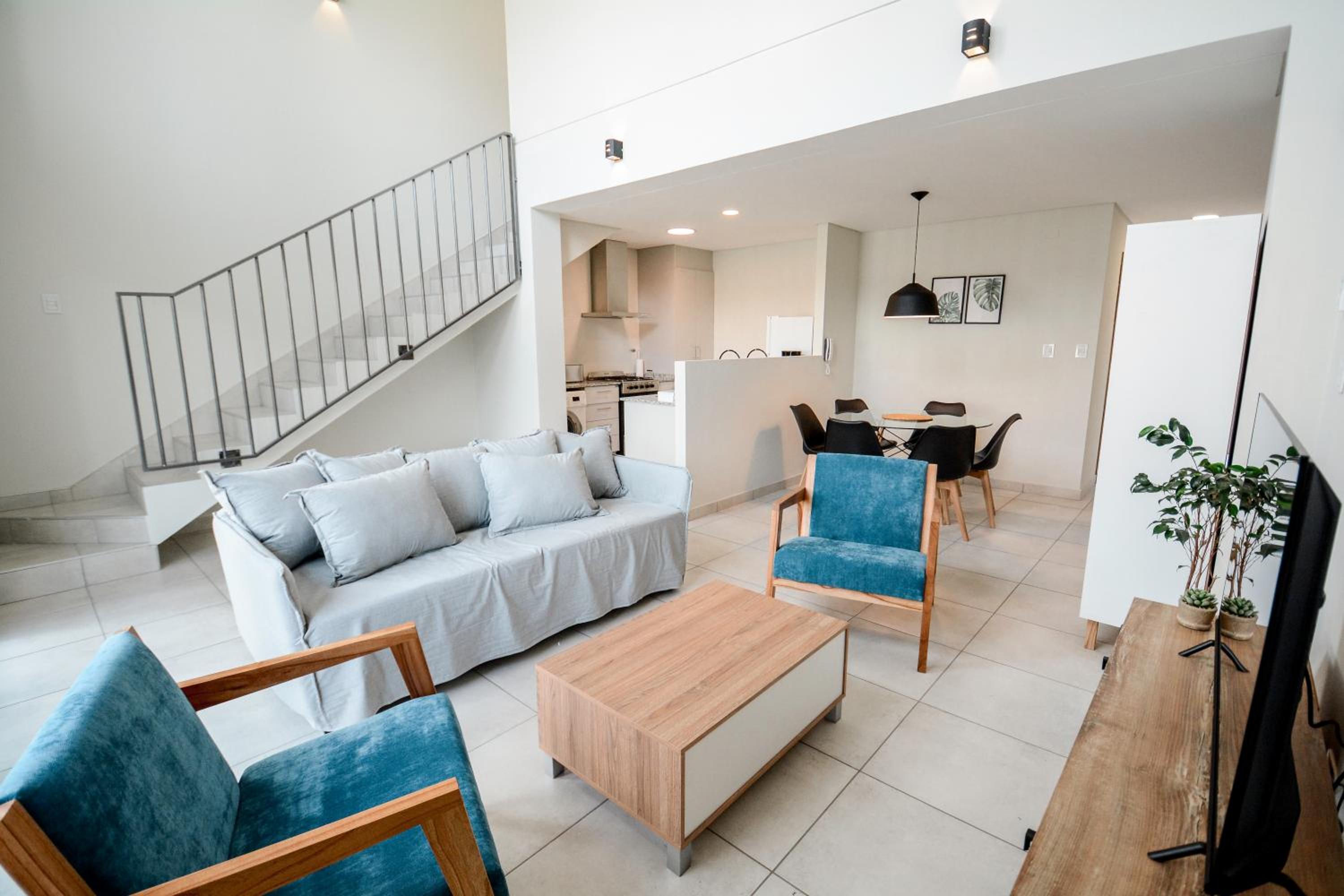 5- Fantastico duplex centrico!