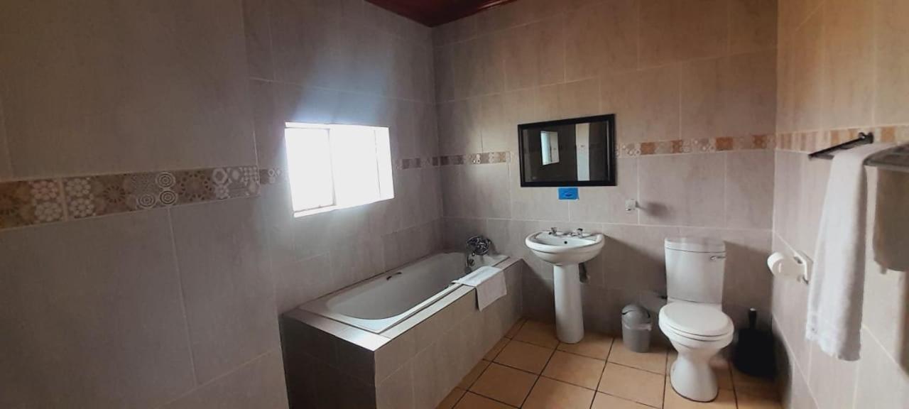 Marang Gardens Lodge
