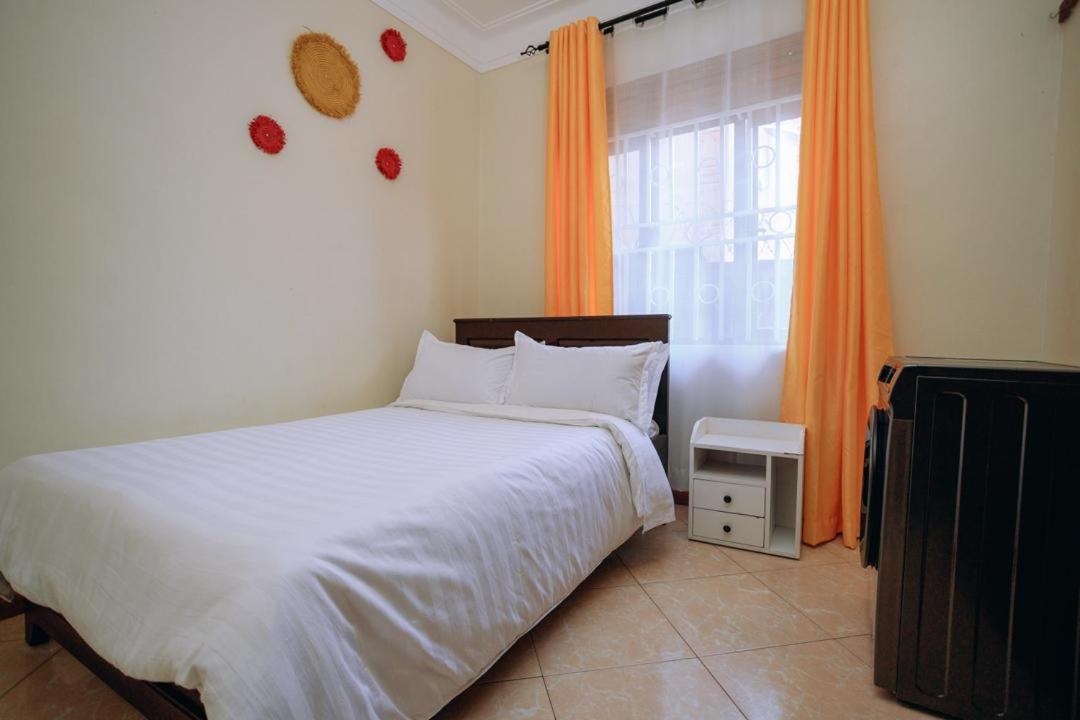 OREEKA COZY HOME