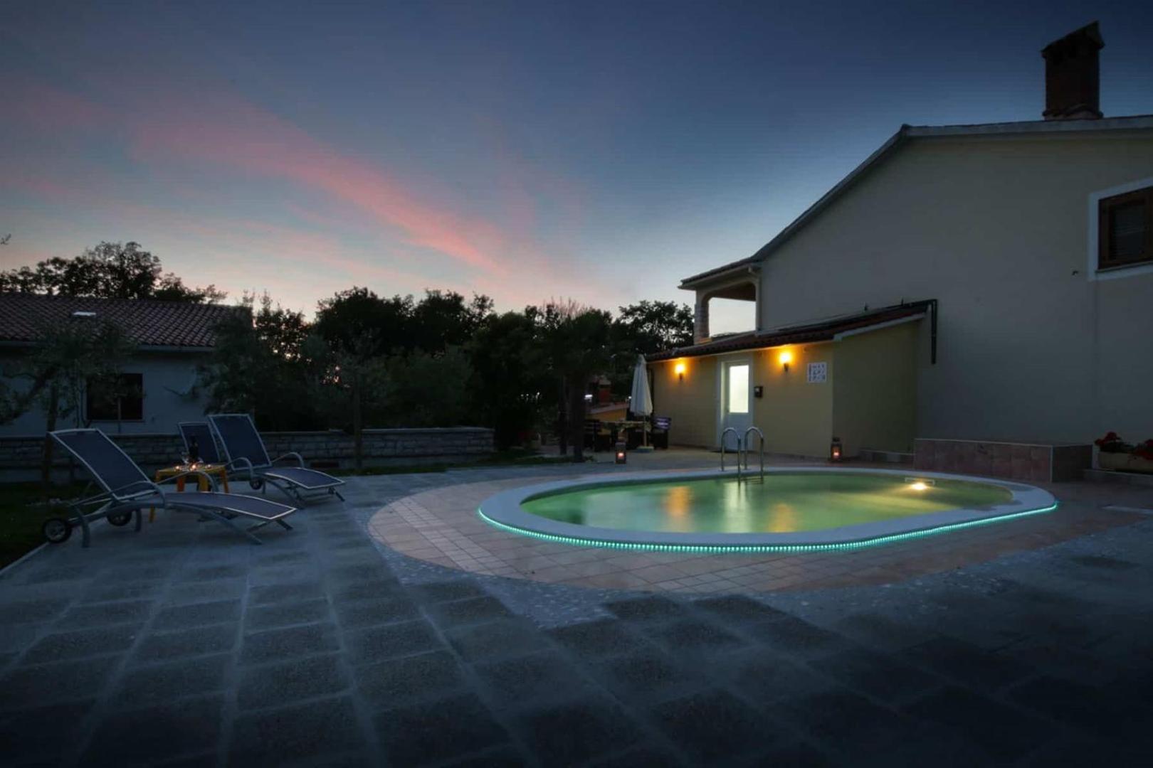 Apartment Romantik for max 4 people, kids friendly with playground and pool