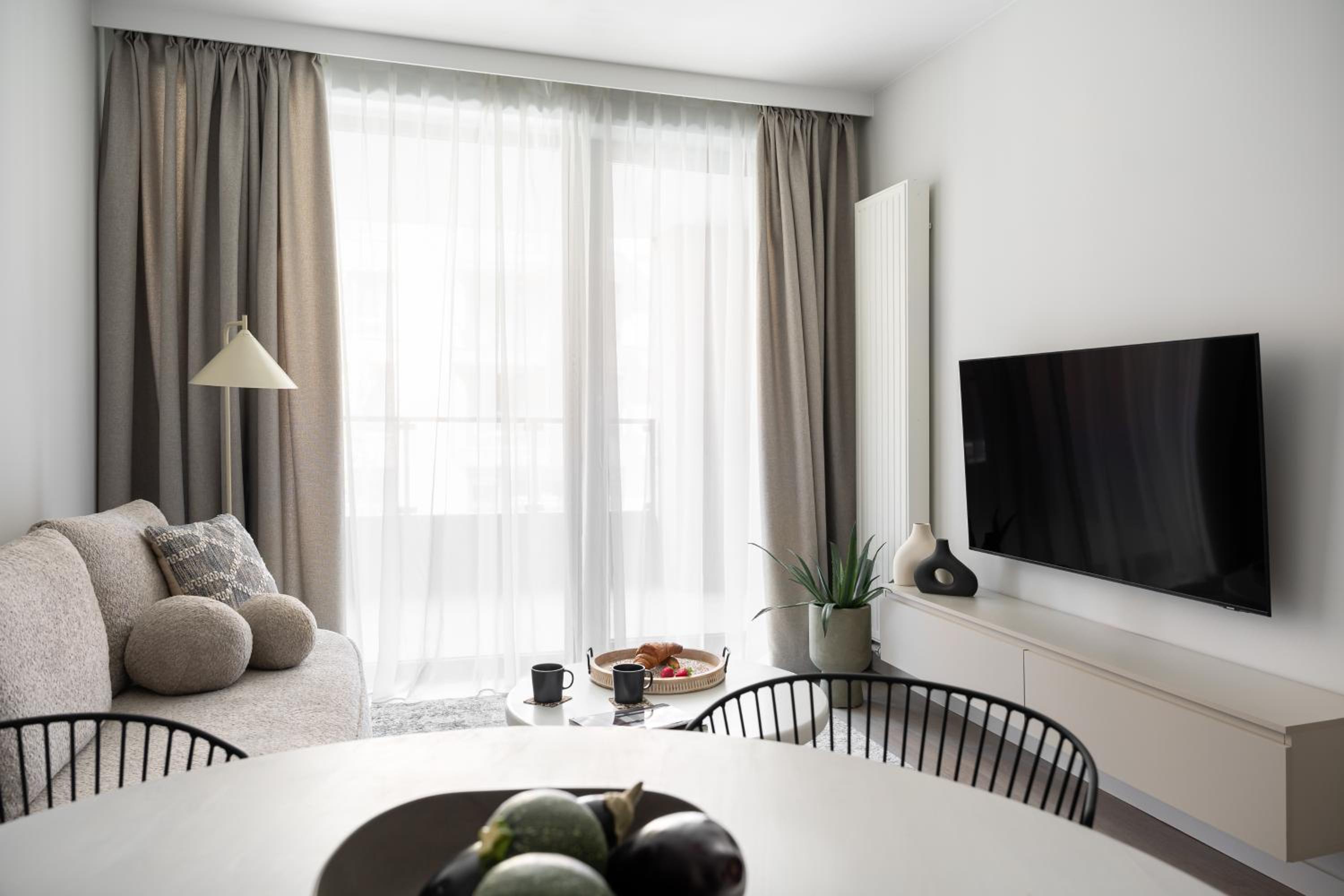Gdańsk Old Town Scala F suites with Parking by Lion Apartments