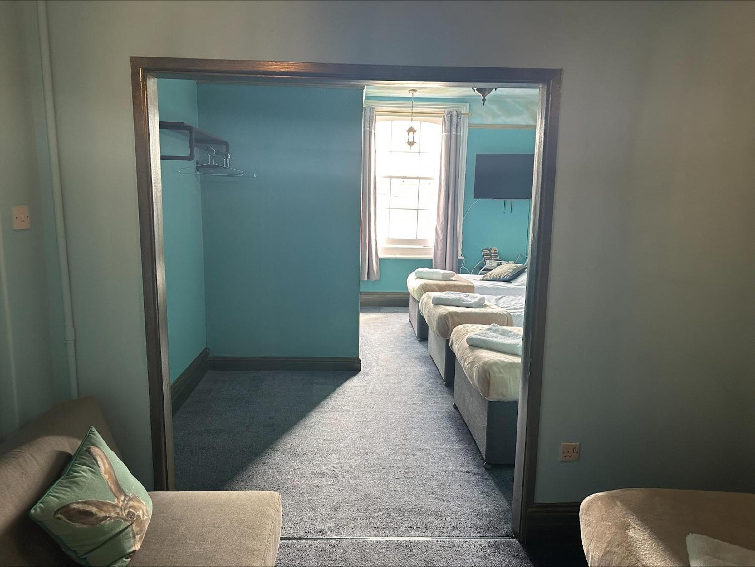 Stonehenge Inn