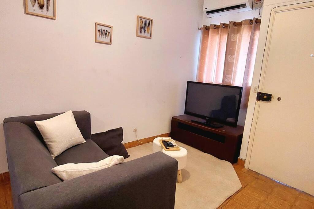 Pet friendly T1 sossegado c/ pátio espaçoso