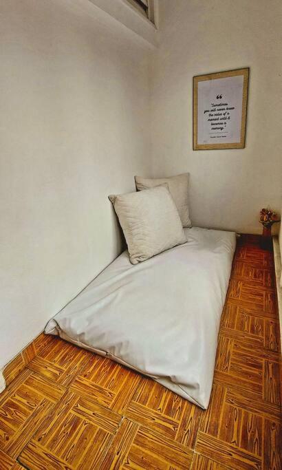 Pet friendly T1 sossegado c/ pátio espaçoso