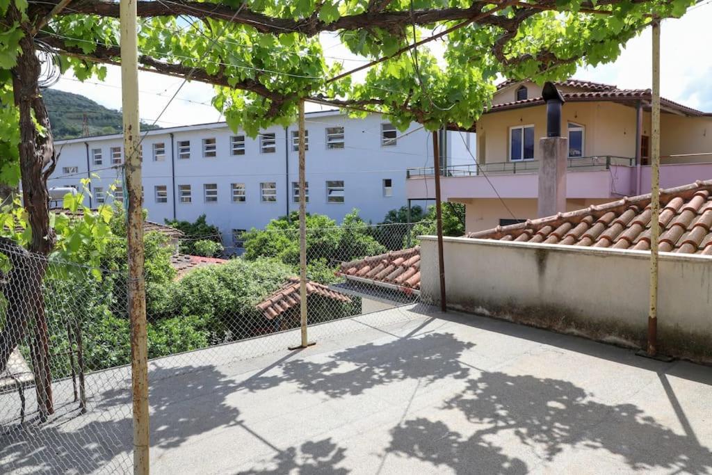 Toni Apartment Berat