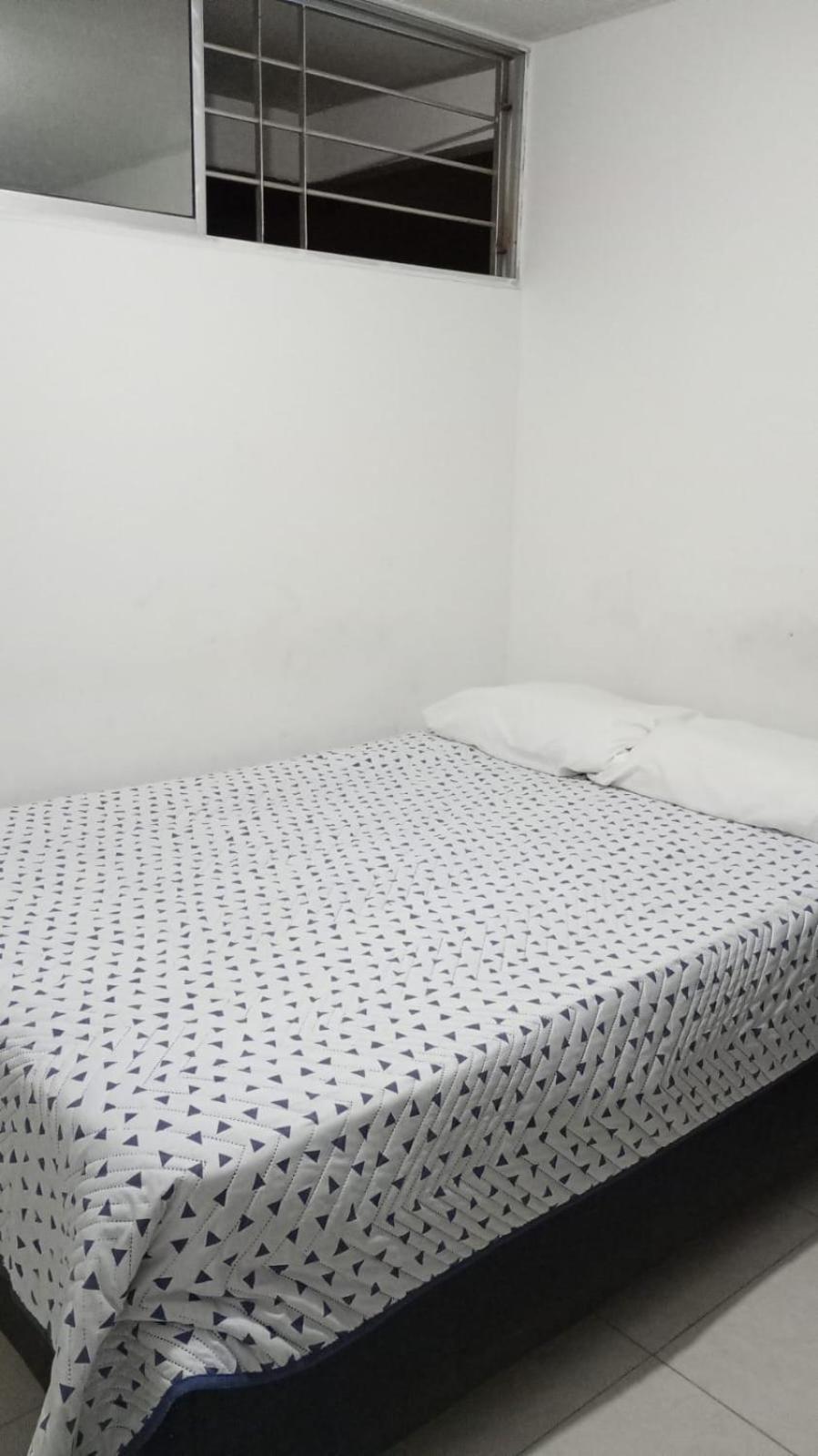 MINIMO 3 NOCHES DE ESTANCIA - APARTAMENTO 4 PERSONAS - 1 AIRE ACONDICIONADO