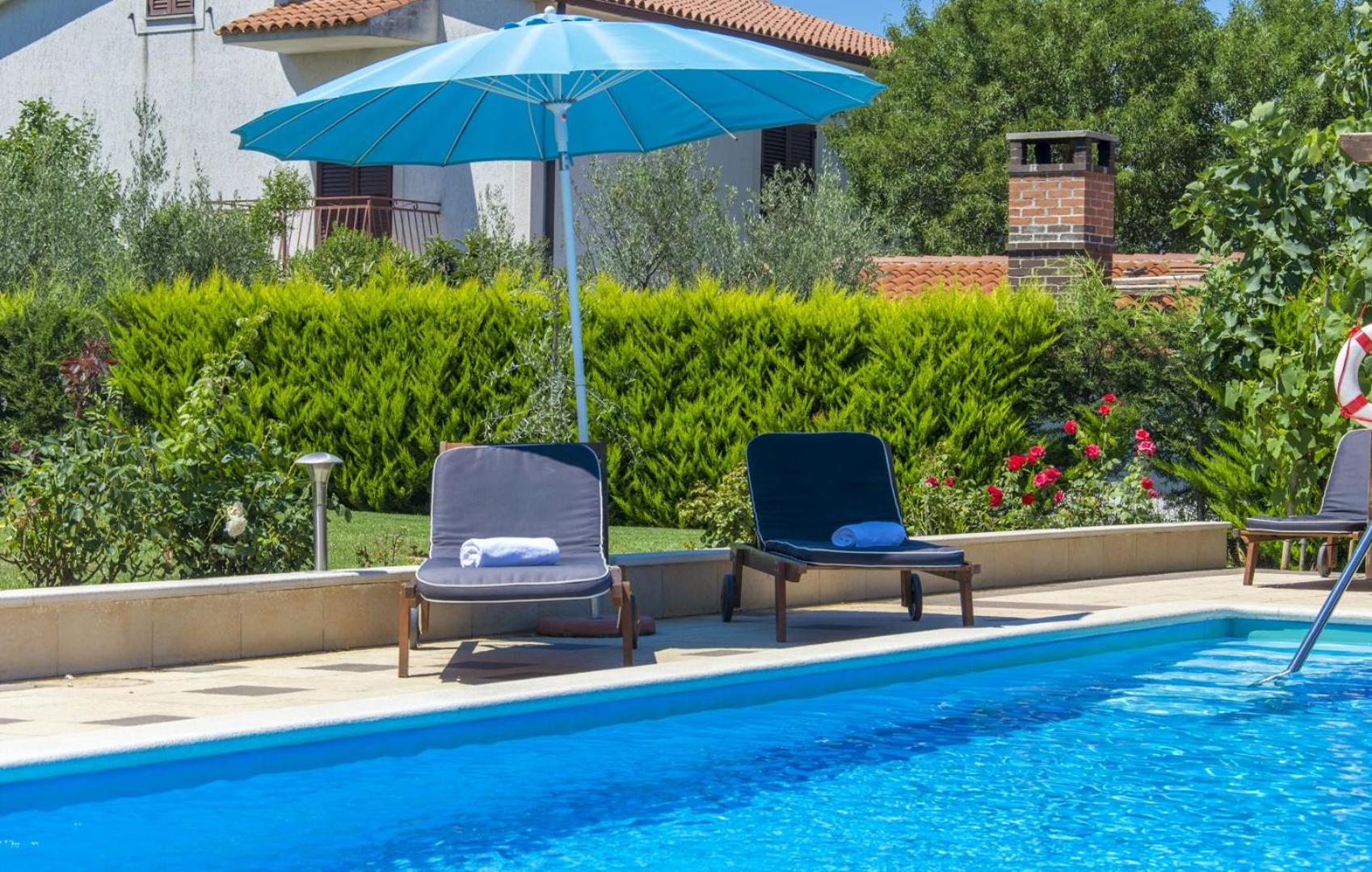 Beautiful Villa Judita with pool in Tar