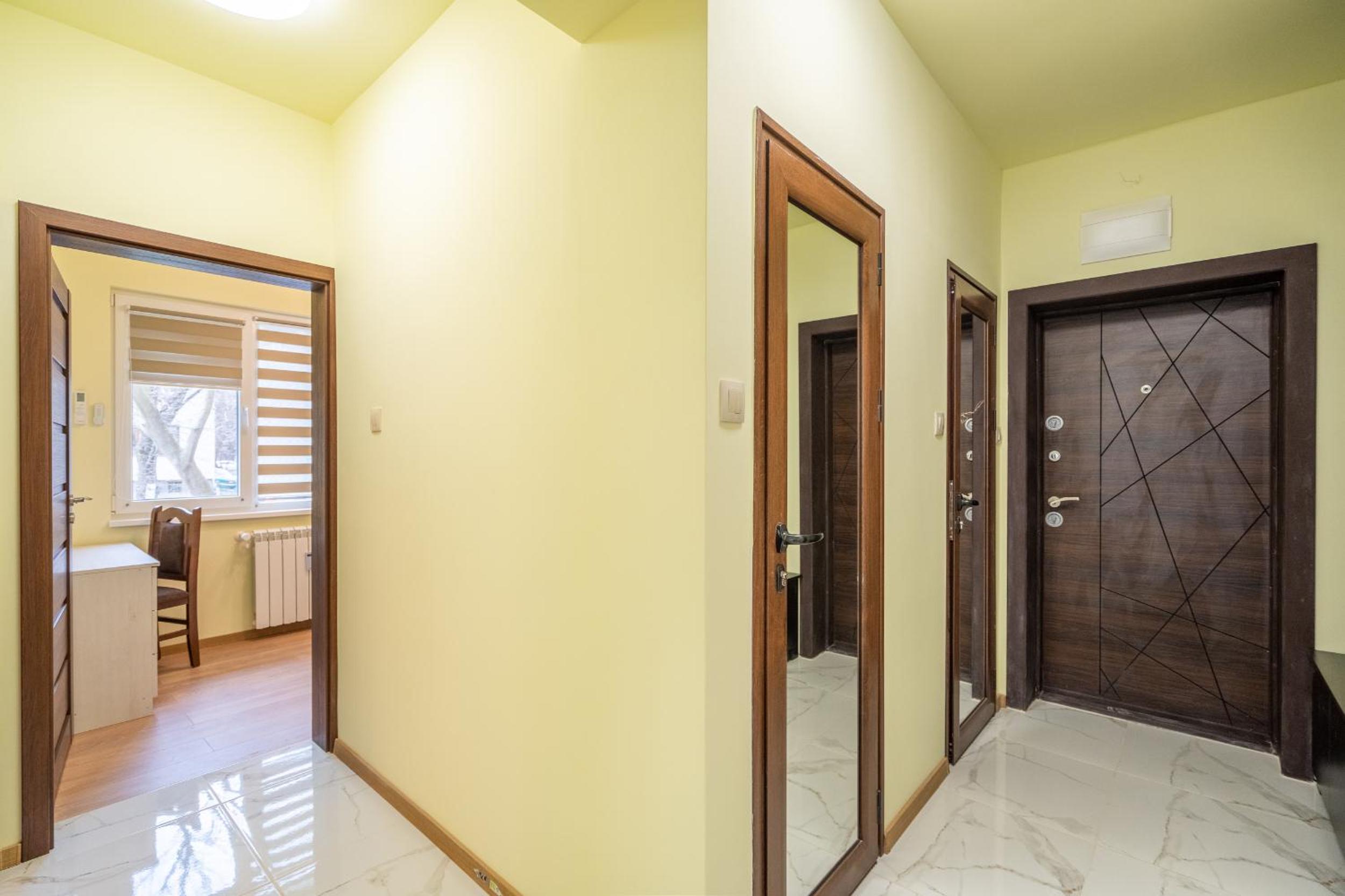 Top Location Central New & Spacious 3 BDR apt Medical Academy