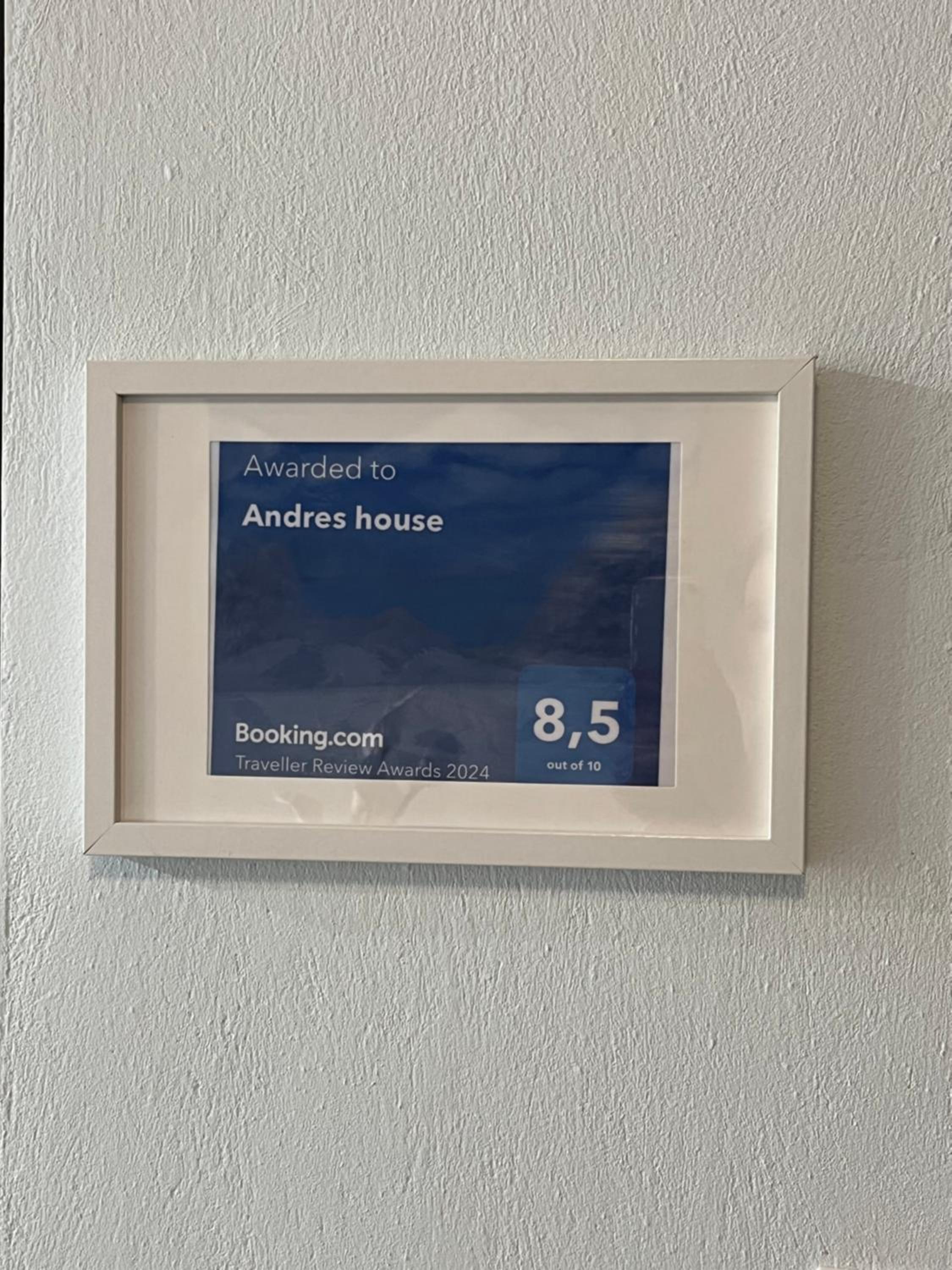 Andres house