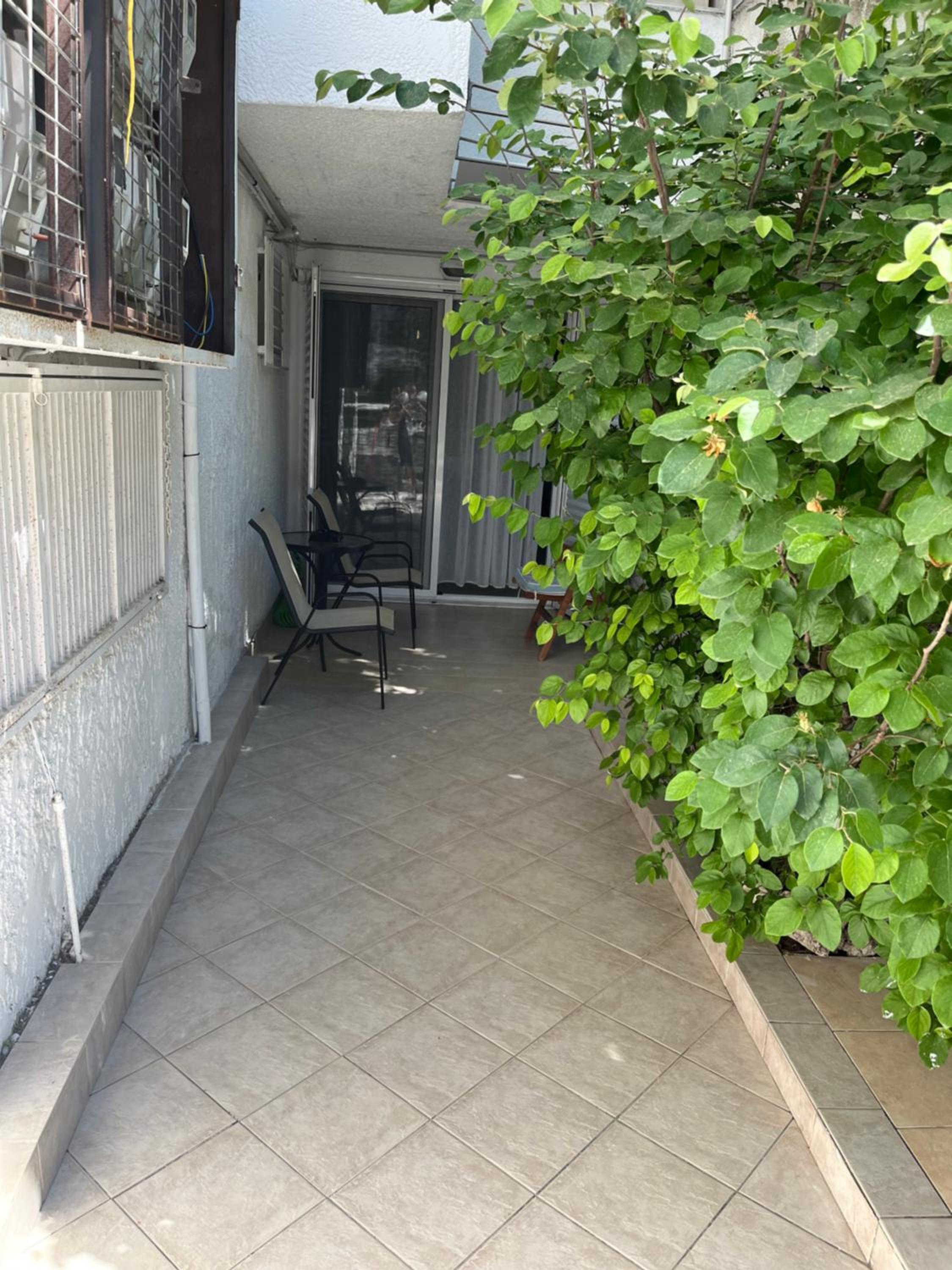 Andres house