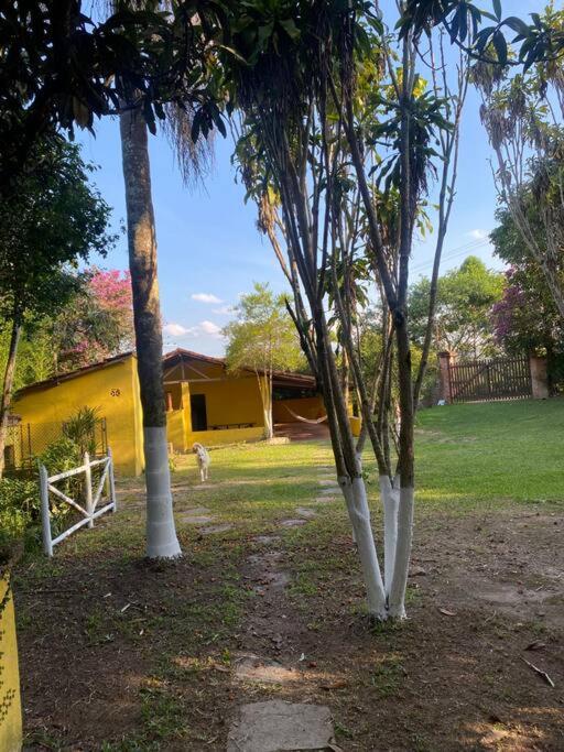 Casa amarela