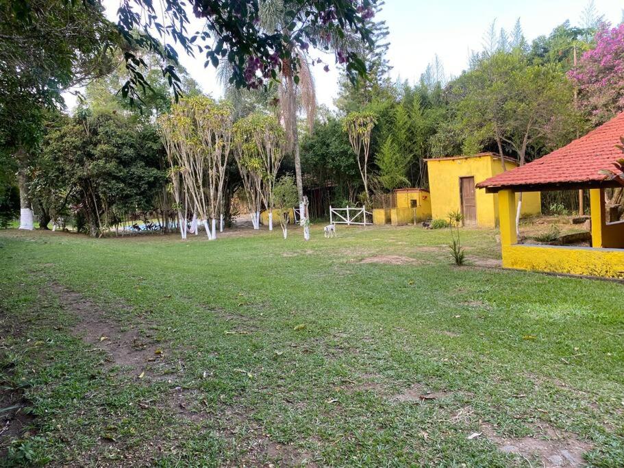 Casa amarela