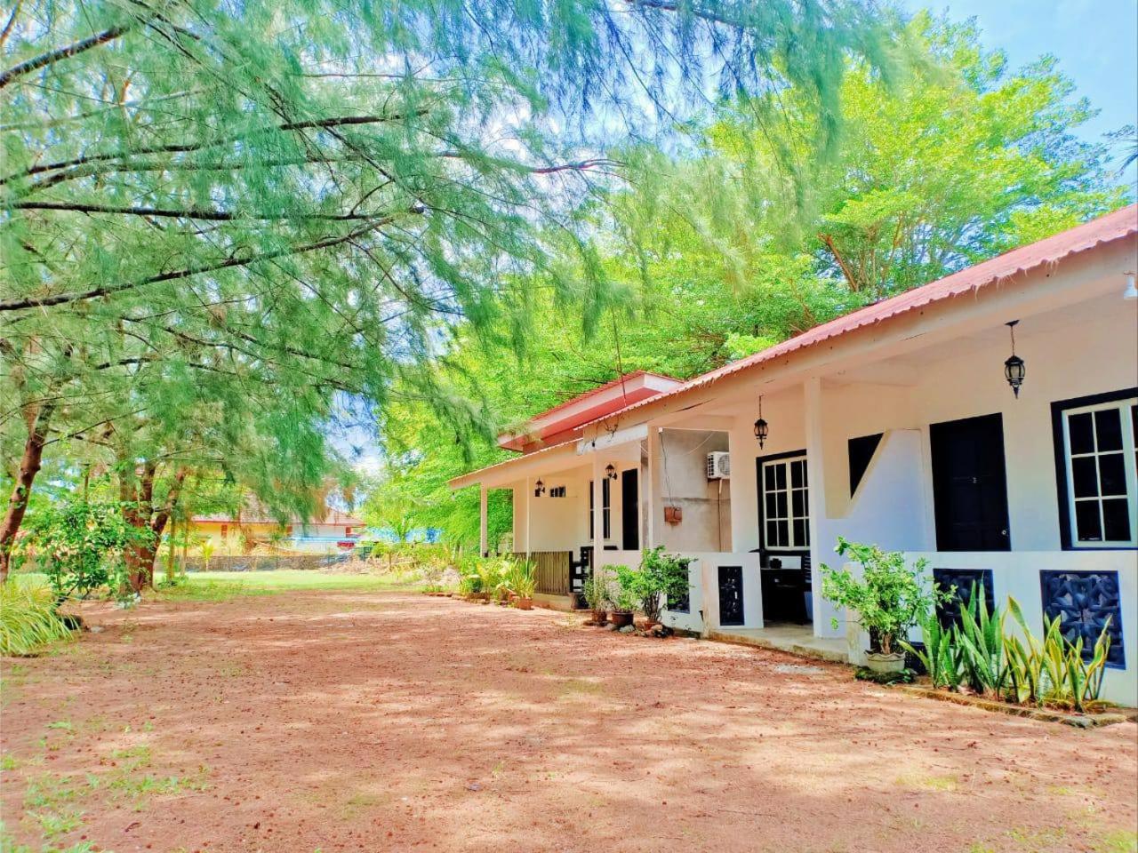 Chenang Indah Chalets