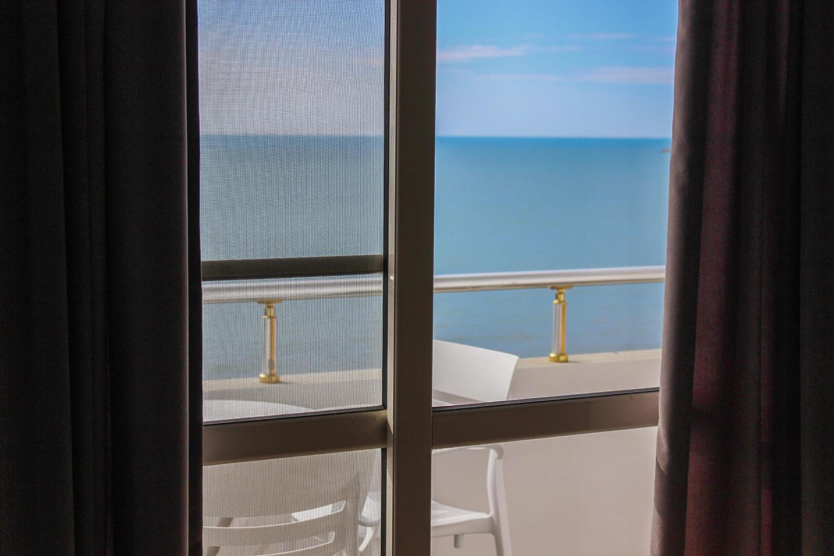 Breathtaking sea view apartment 687