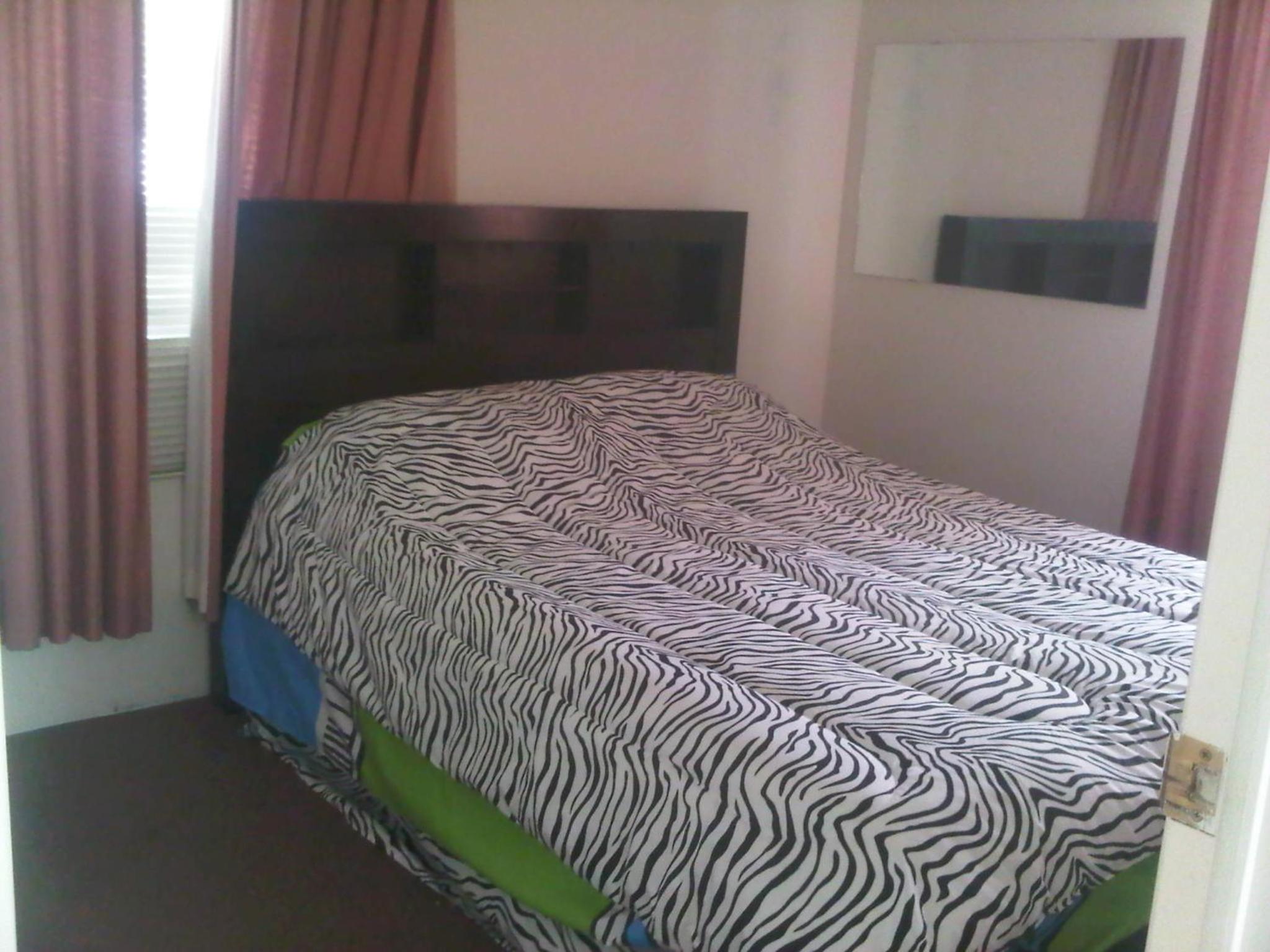 BALSAM LAKE 4 BED ROOM COTTAGE