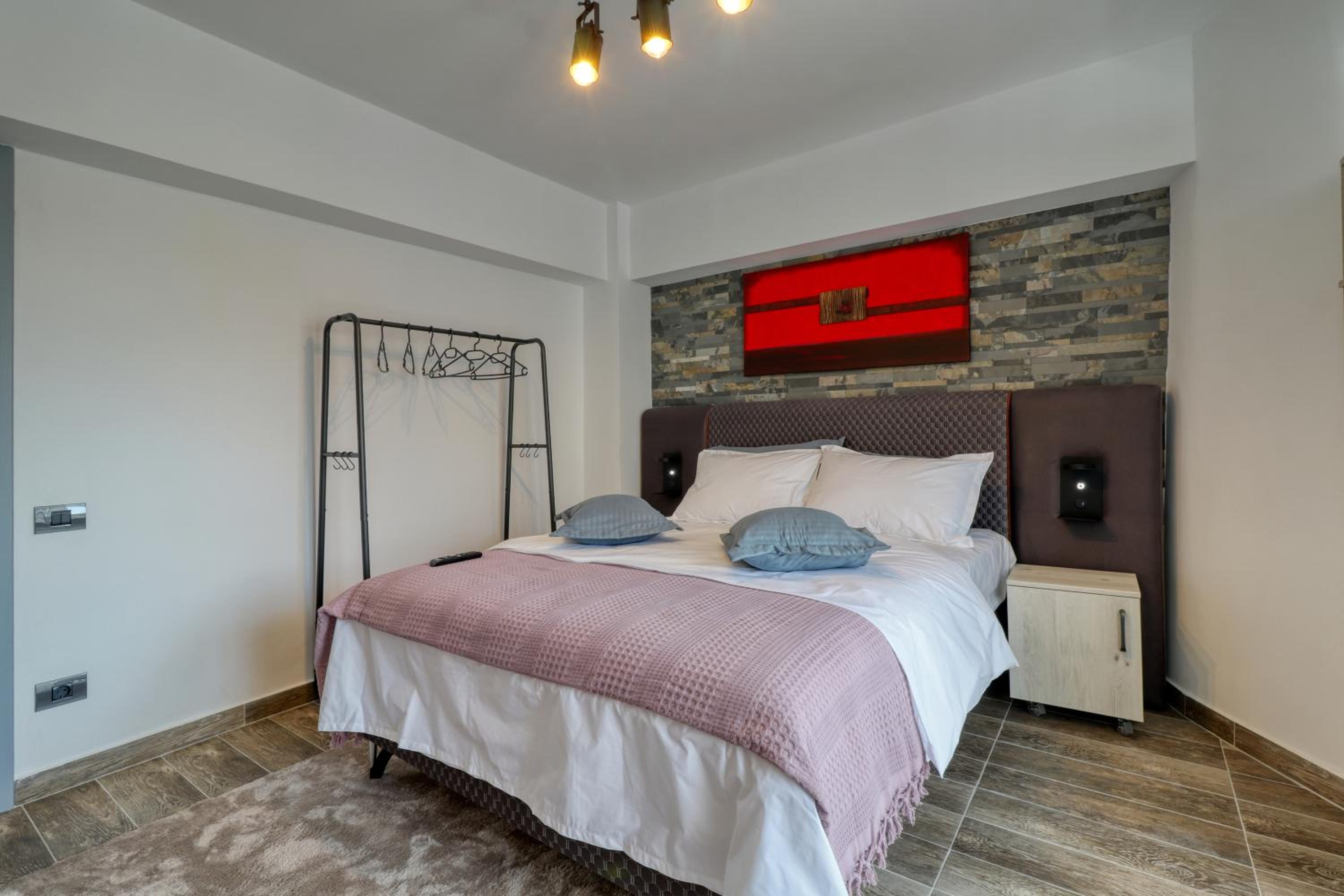 RDI Elegance Apartment Downtown