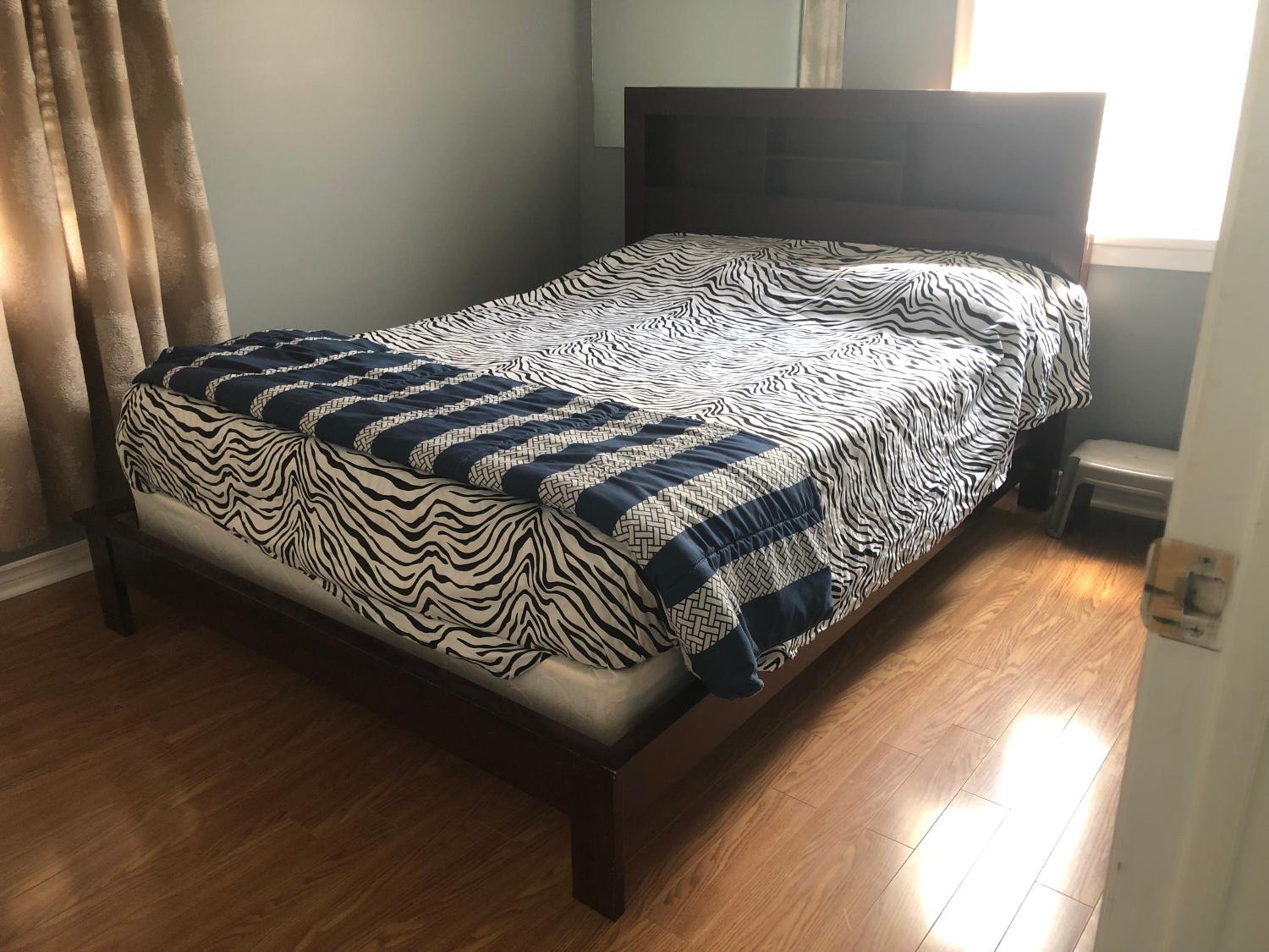 BALSAM LAKE 4 BED ROOM COTTAGE