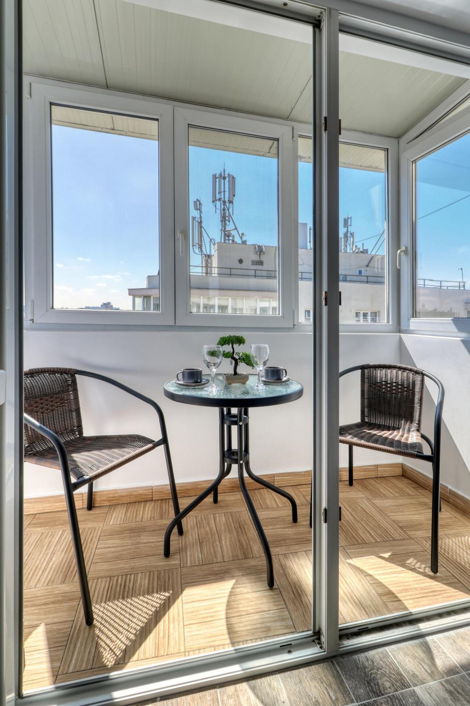 RDI Elegance Apartment Downtown
