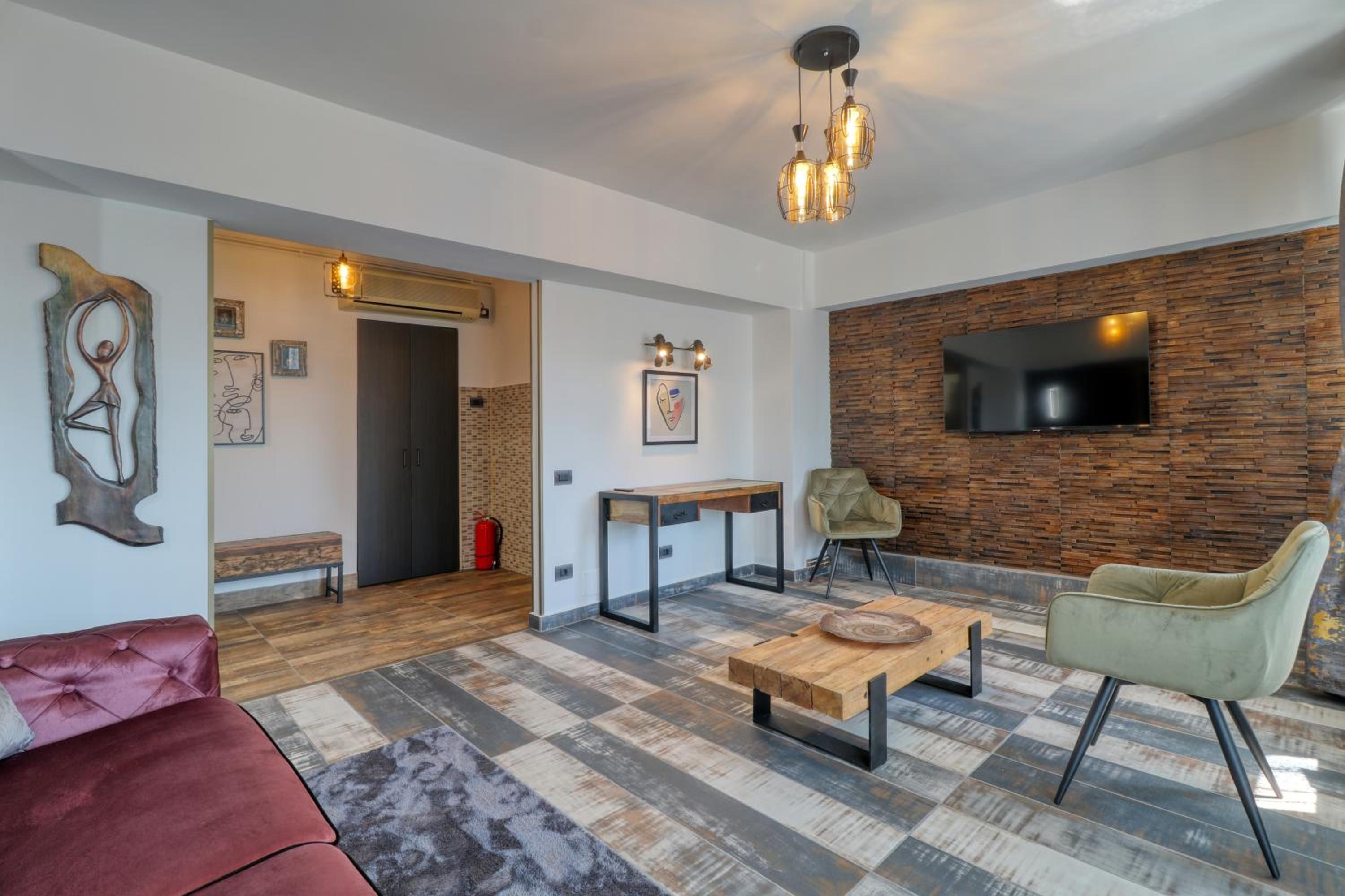 RDI Elegance Apartment Downtown