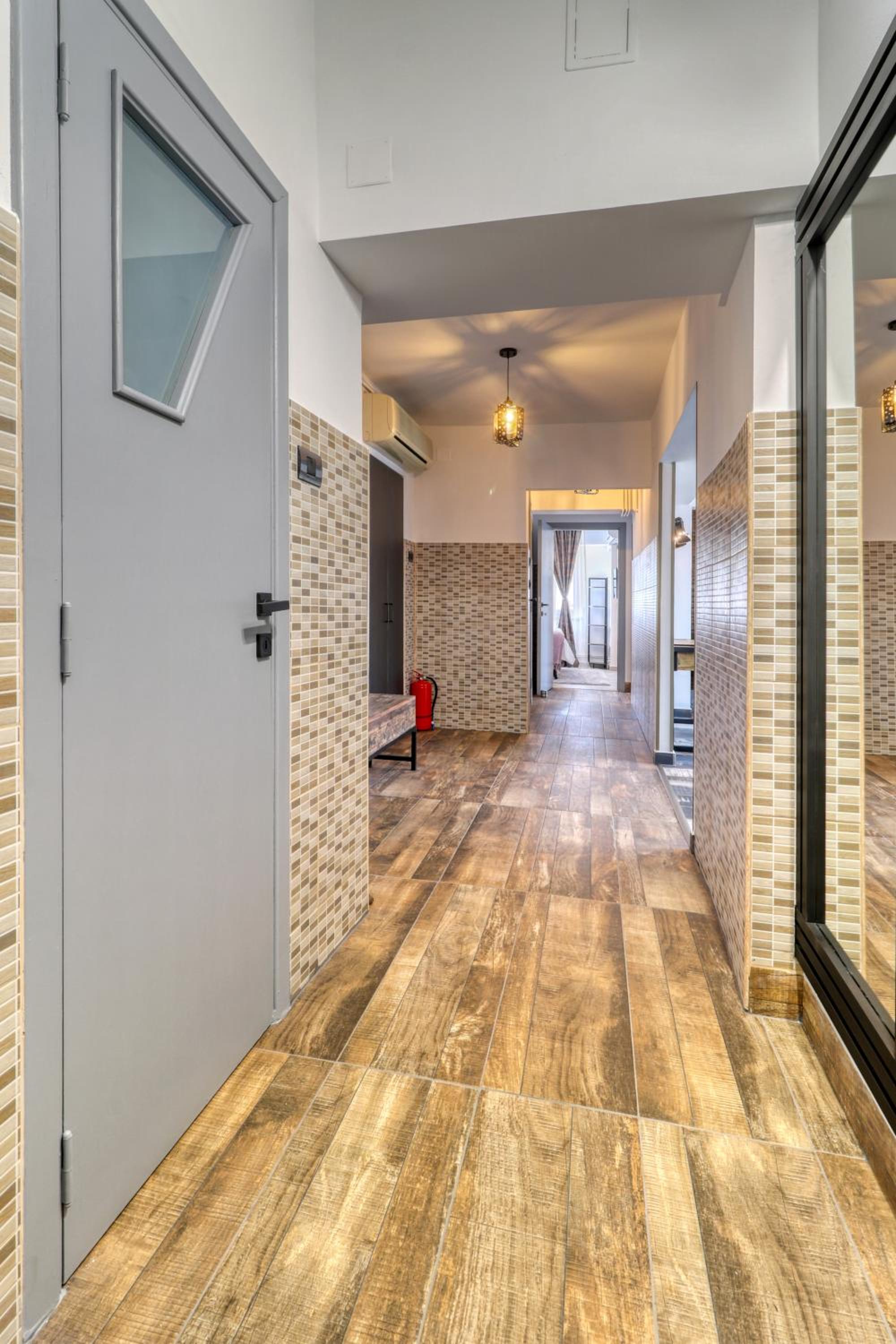 RDI Elegance Apartment Downtown