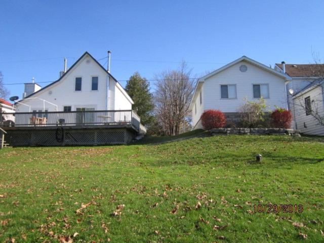 BALSAM LAKE 4 BED ROOM COTTAGE