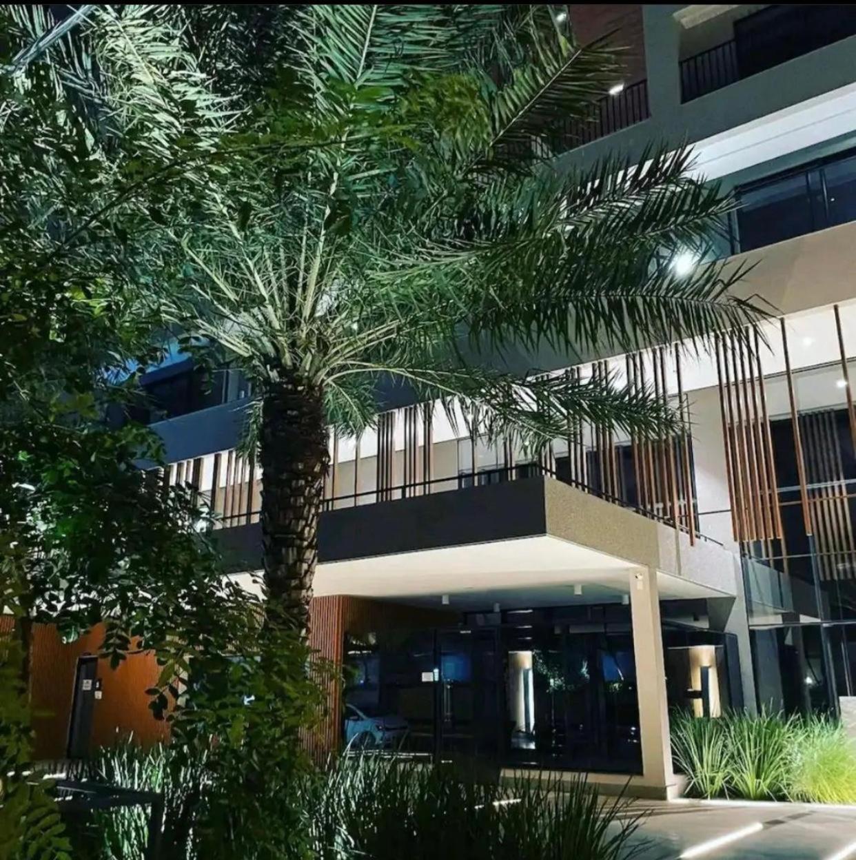 Lindo flat em prédio luxuoso - Excelente localização