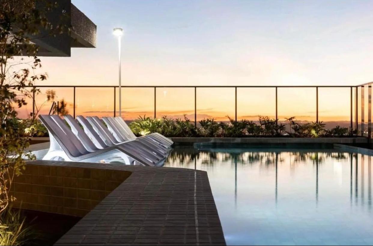 Lindo flat em prédio luxuoso - Excelente localização