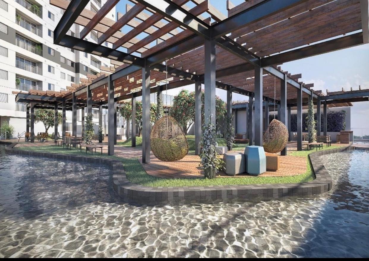 Lindo flat em prédio luxuoso - Excelente localização