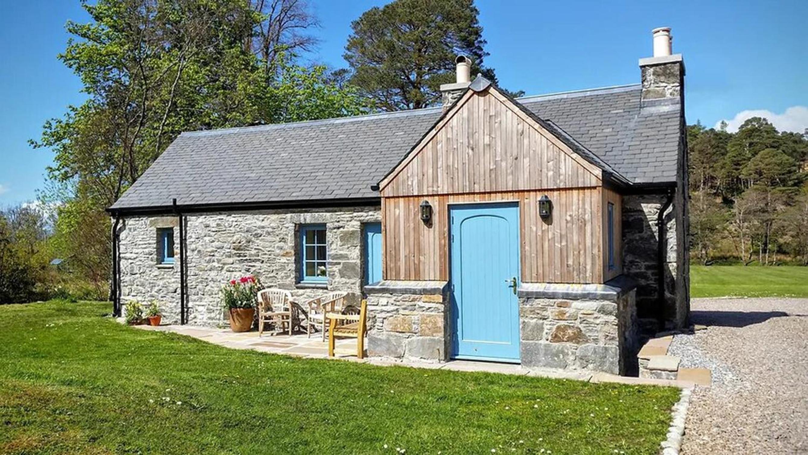 Hotel The Smiddy - Image 1