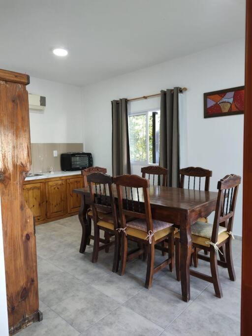 Casa con pileta privada en complejo de cabañas CABLE A TIERRA Syrah San Rafael