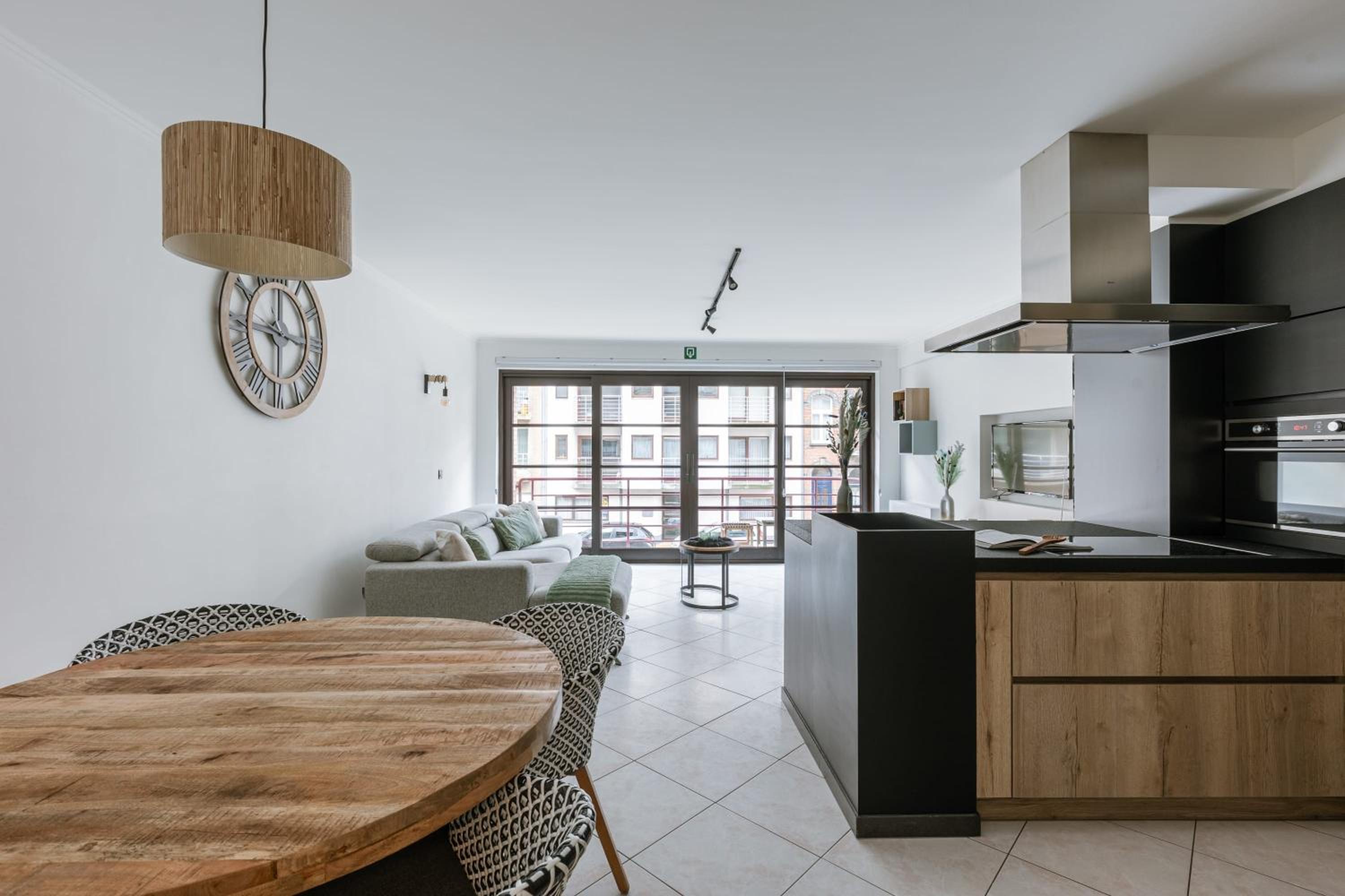 Huswell - Stylish two bedroom apartment on top location
