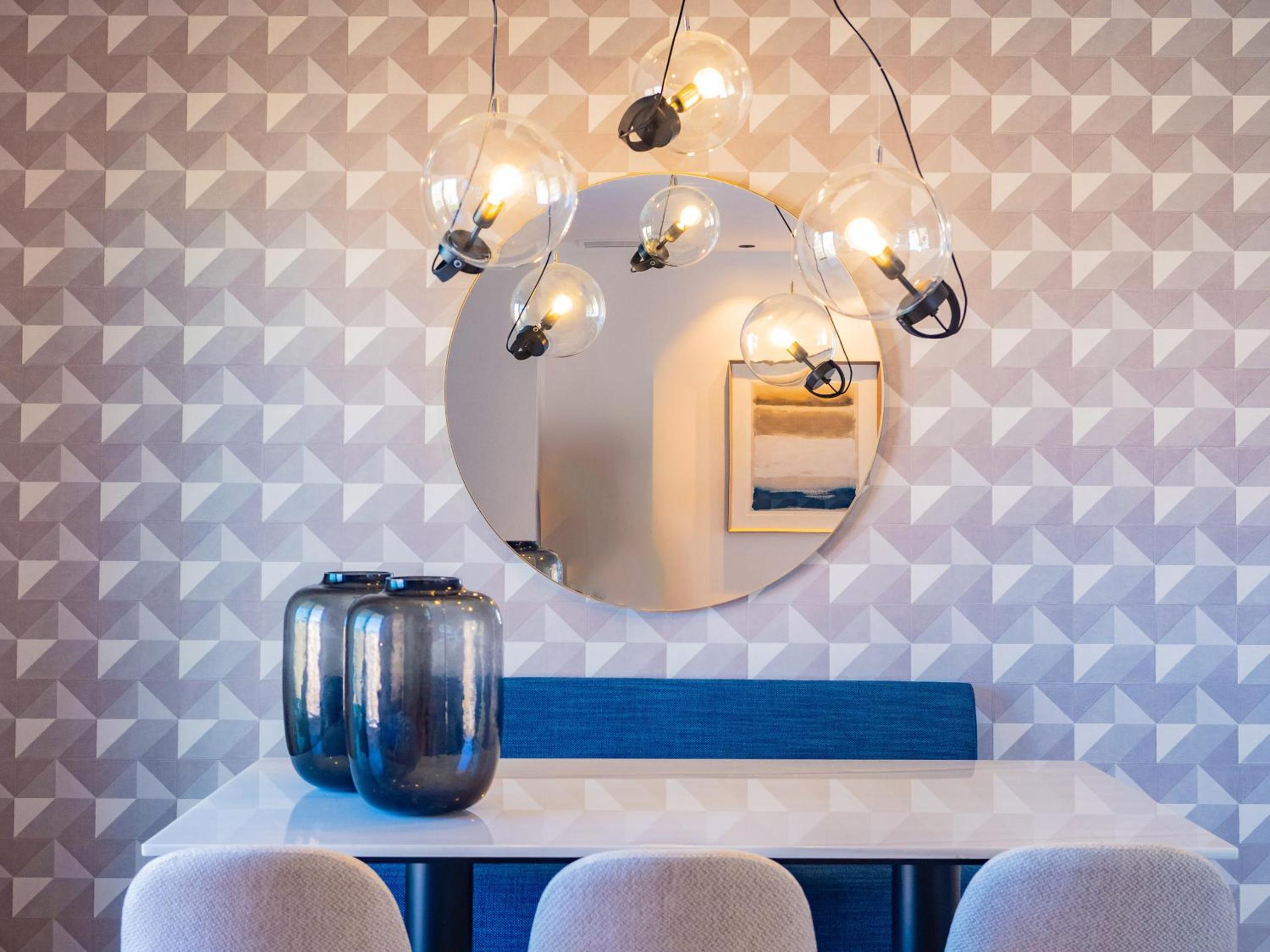 Cubo's Luxury Urban Sky Apartment 12