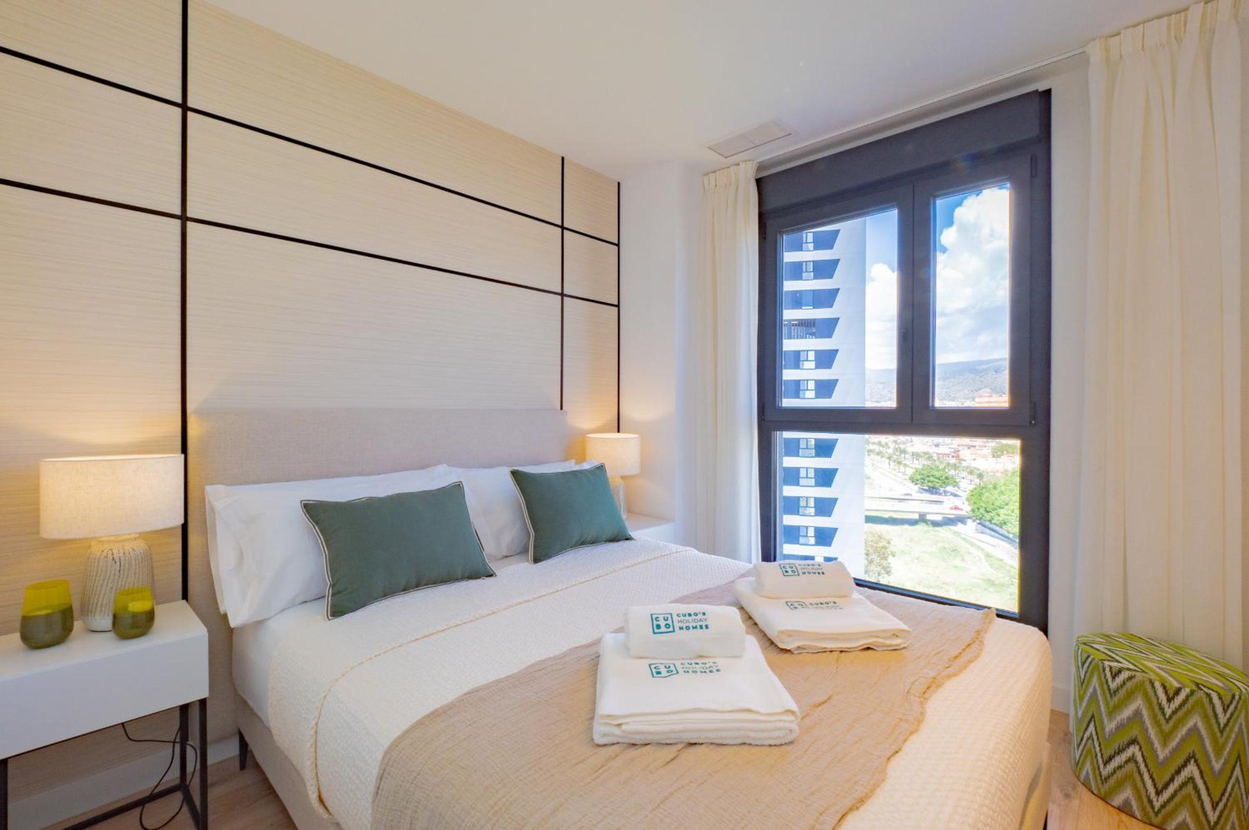 Cubo's Luxury Urban Sky Apartment 12