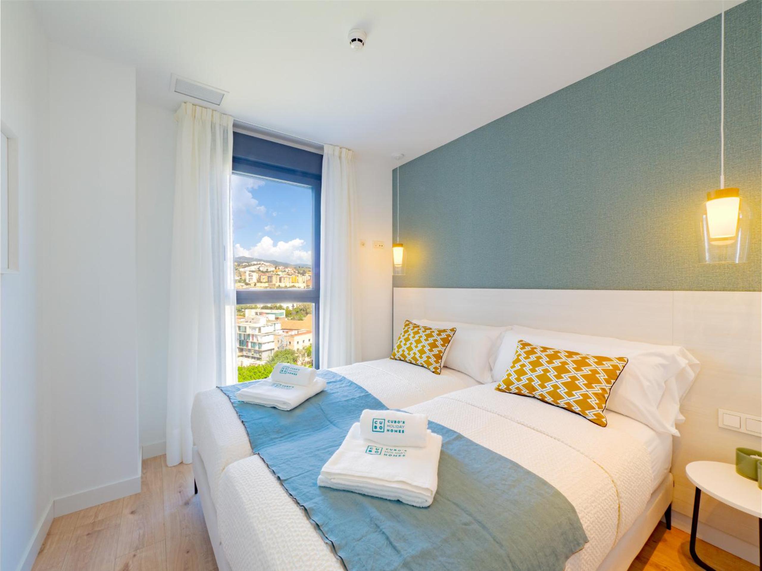 Cubo's Luxury Urban Sky Apartment 12