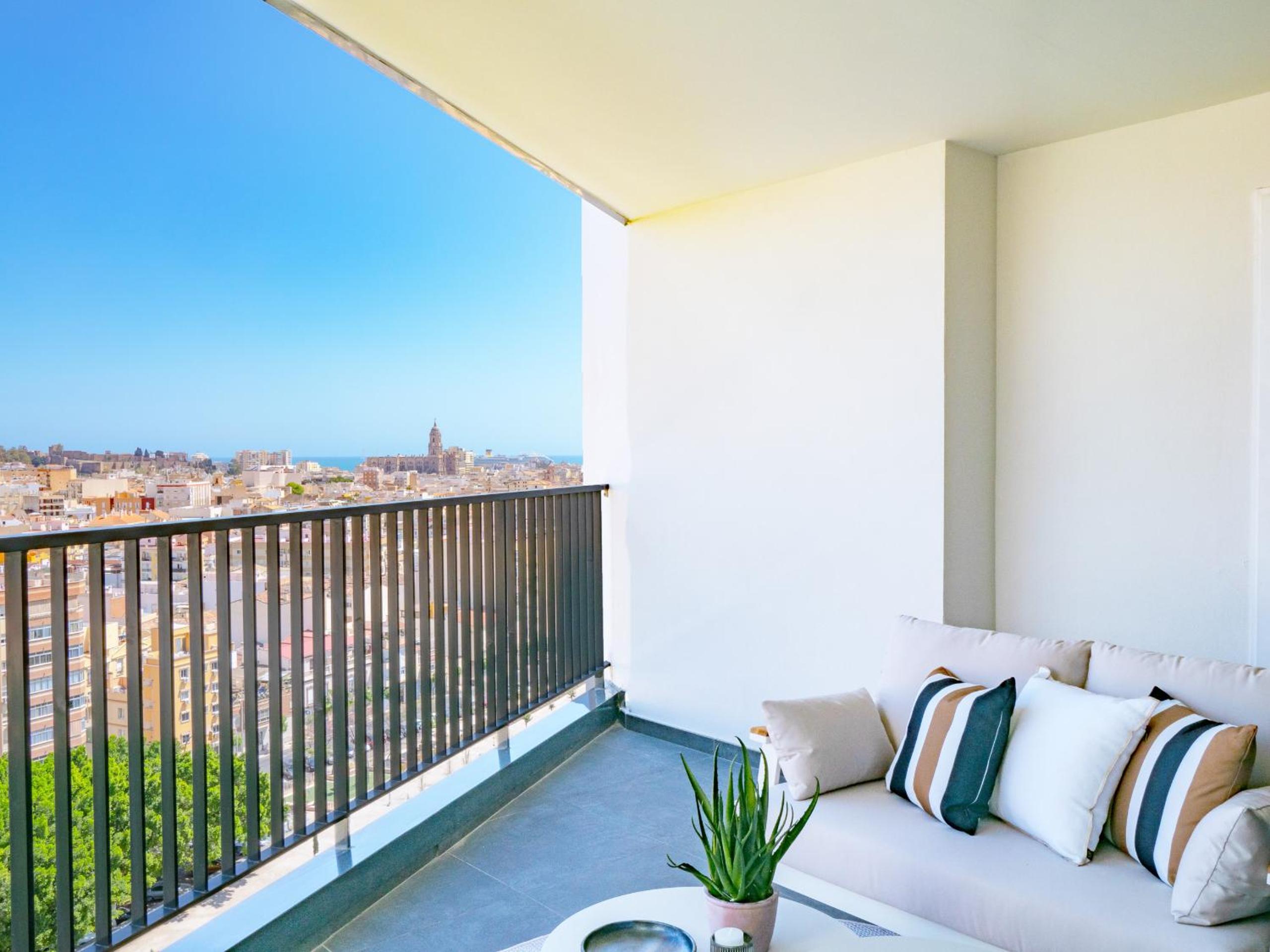 Cubo's Luxury Urban Sky Apartment 12