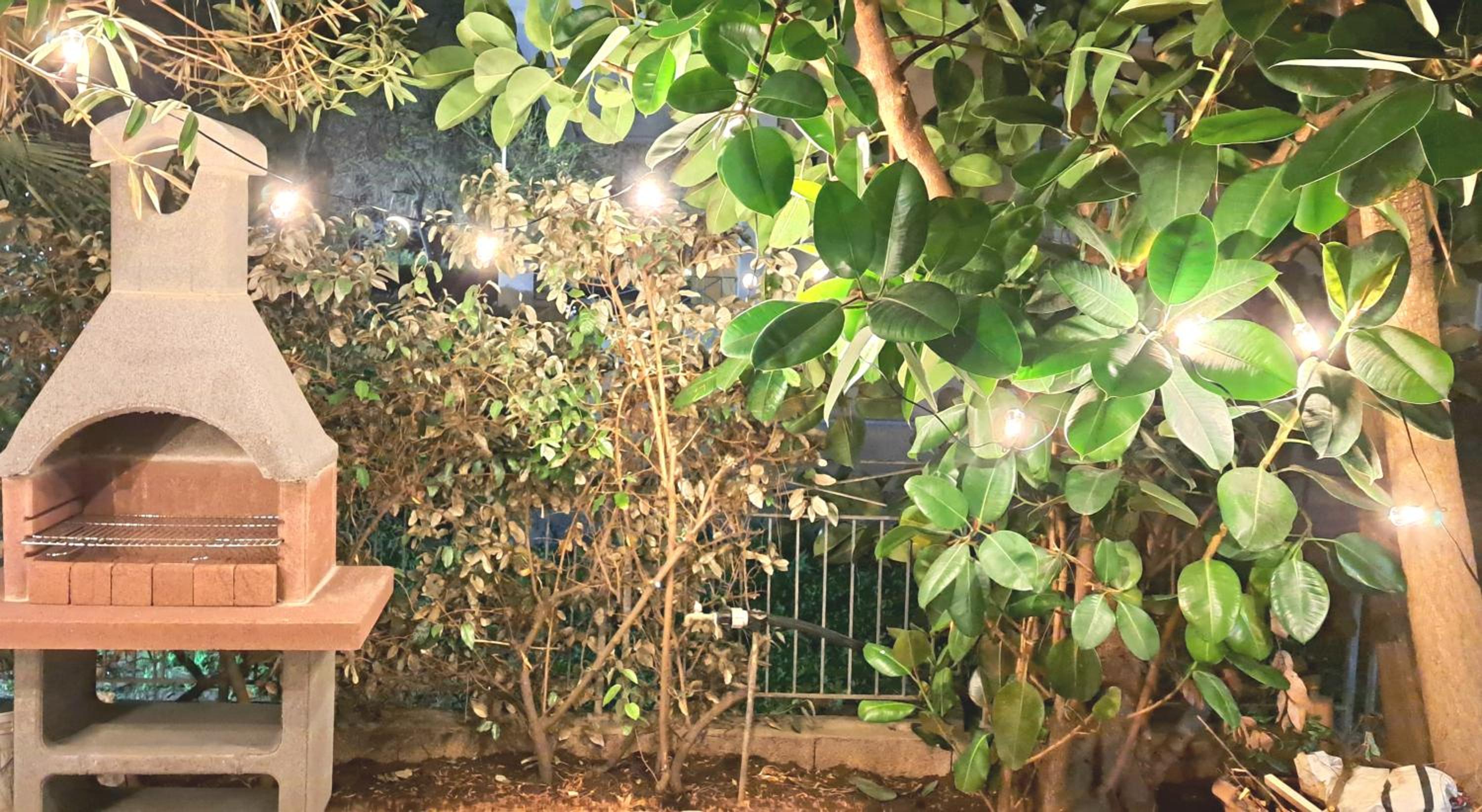 Appartamento fronte mare con giardino e barbeque view 3