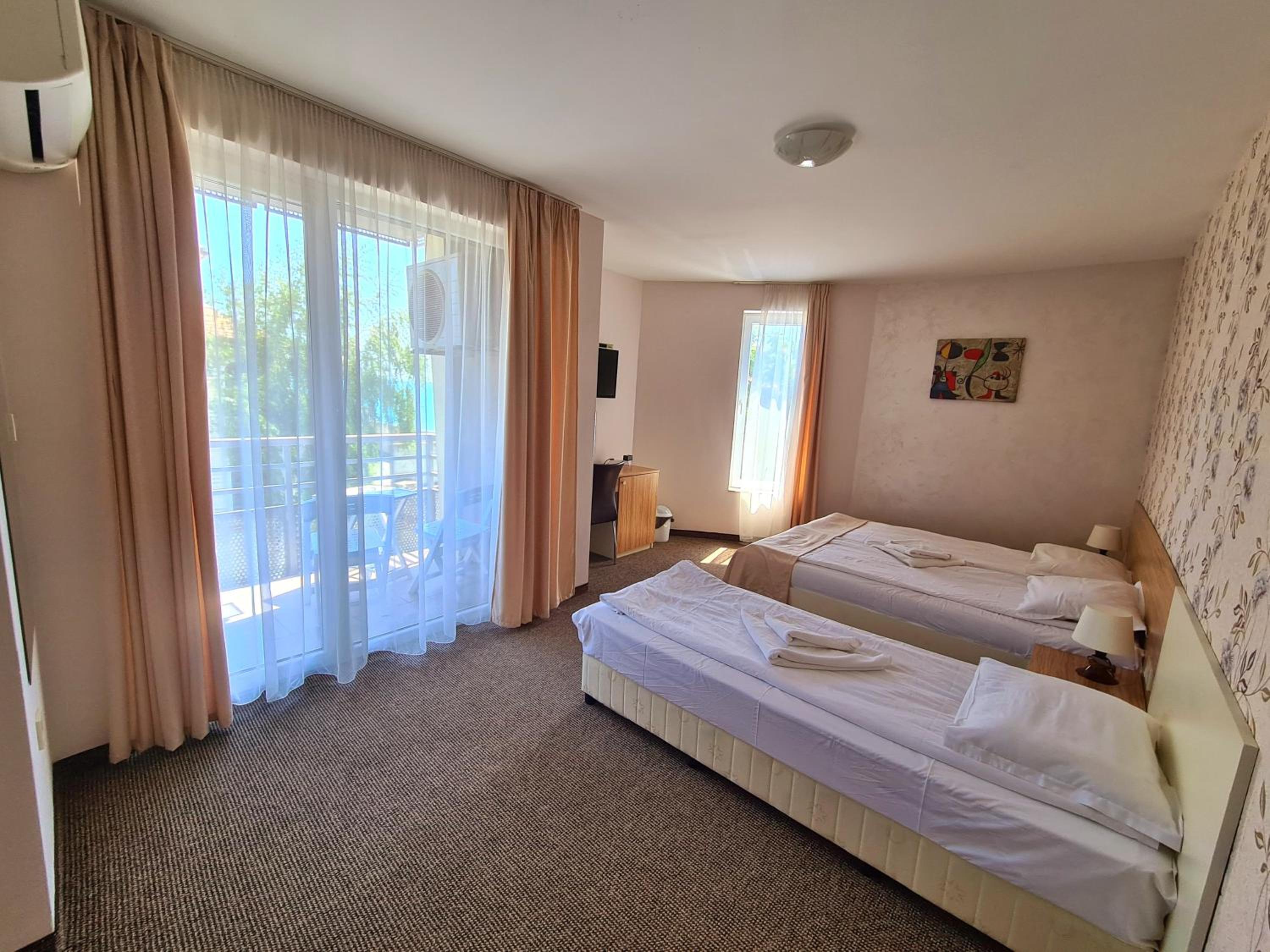 Hotel Mida
