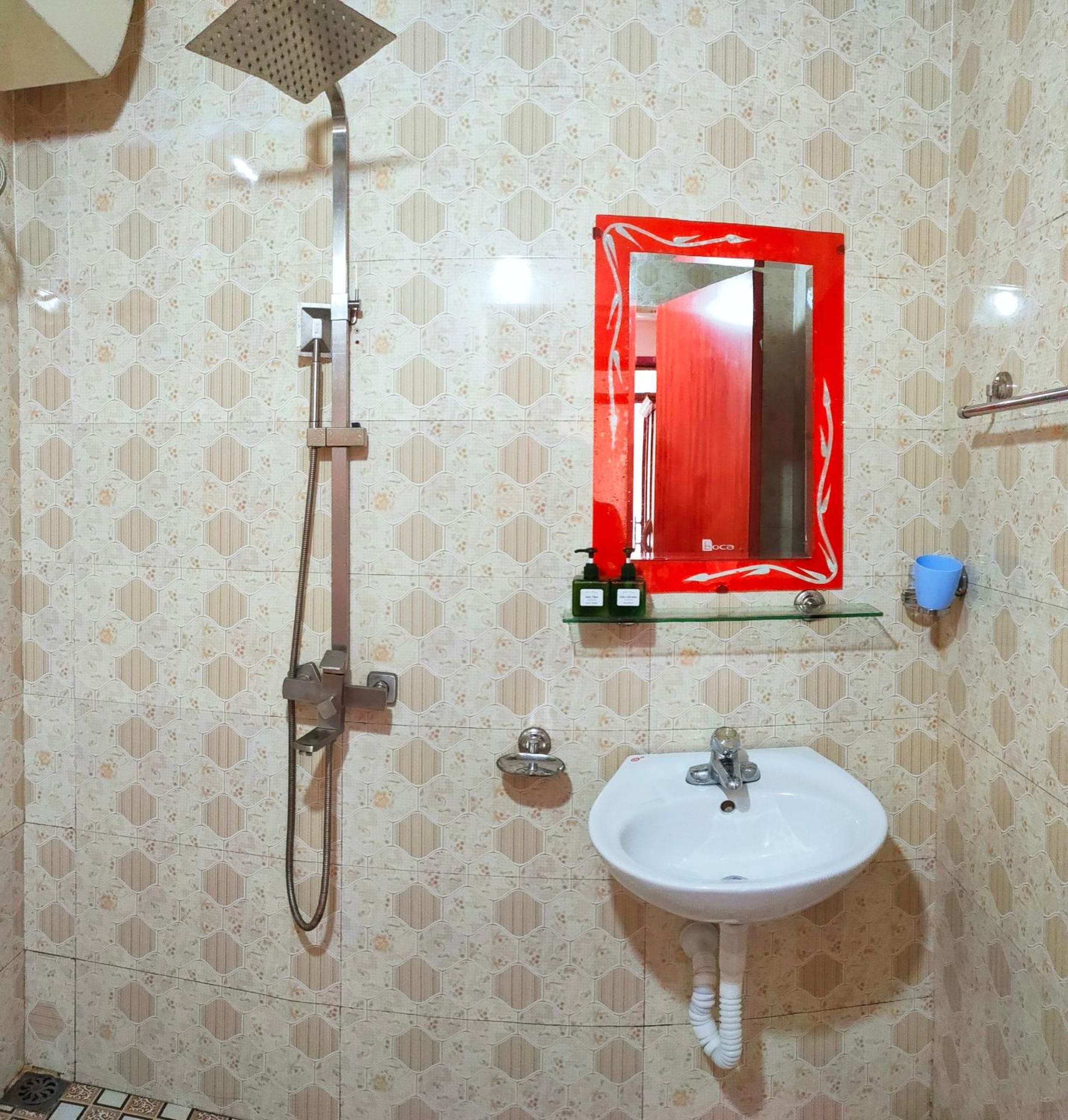 Photo 10
