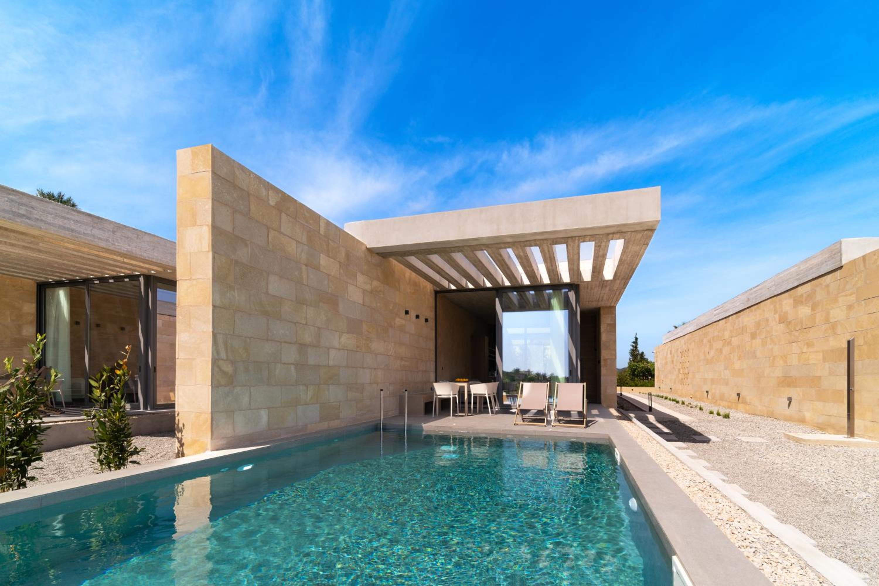 Linear Cabanon Kallithea Luxury Villas