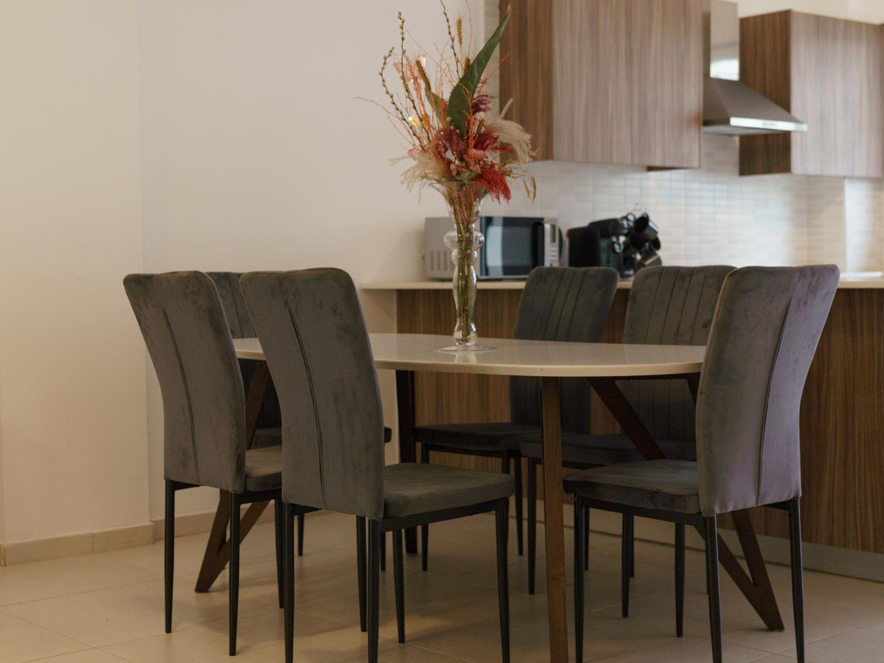Halcyon Central Apartments