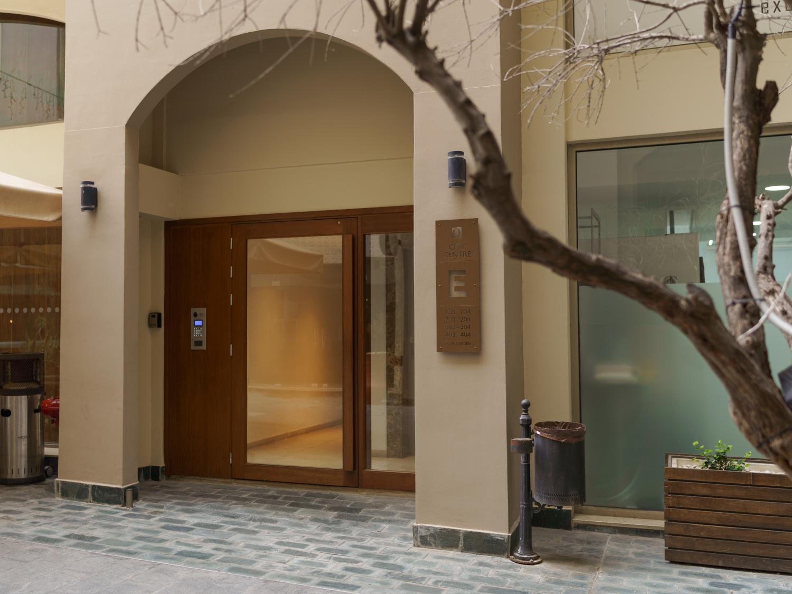 Halcyon Central Apartments