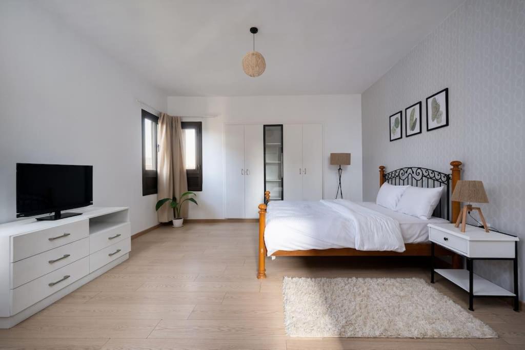 Modern 3 BR in heart of Maadi