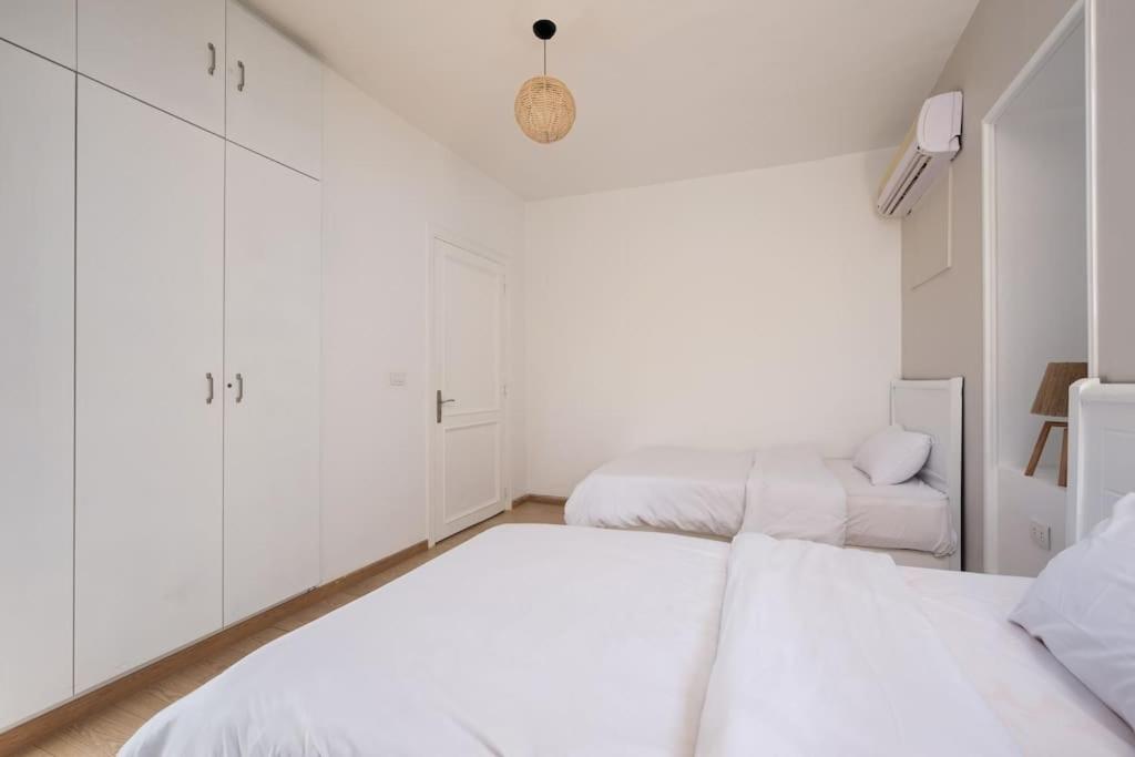Modern 3 BR in heart of Maadi