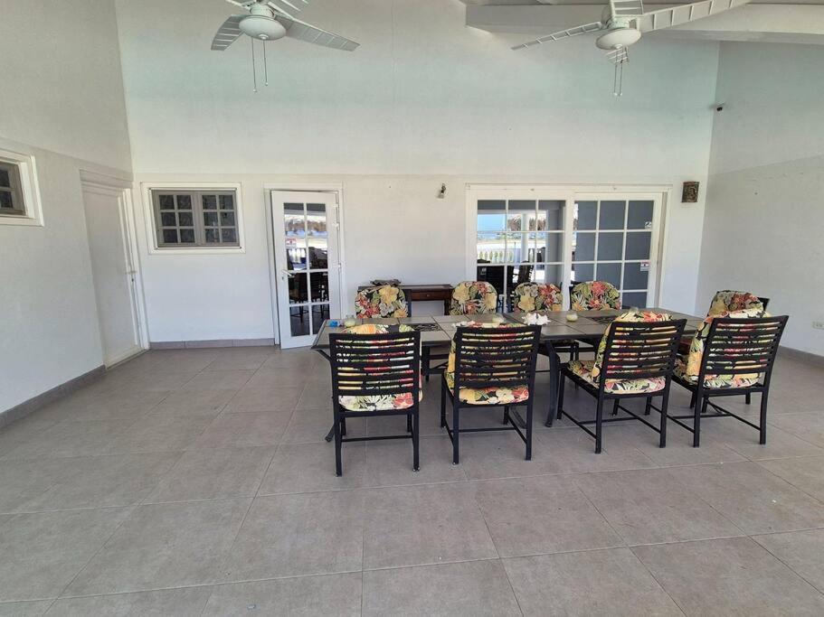 Ruby Villa - Lakes Edge