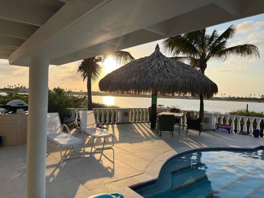 Ruby Villa - Lakes Edge