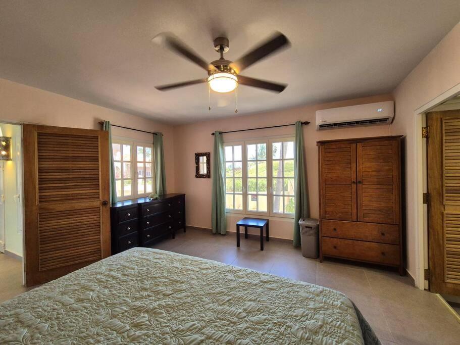 Ruby Villa - Lakes Edge
