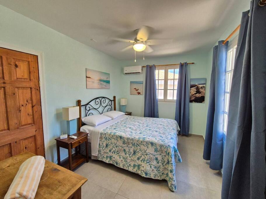 Ruby Villa - Lakes Edge